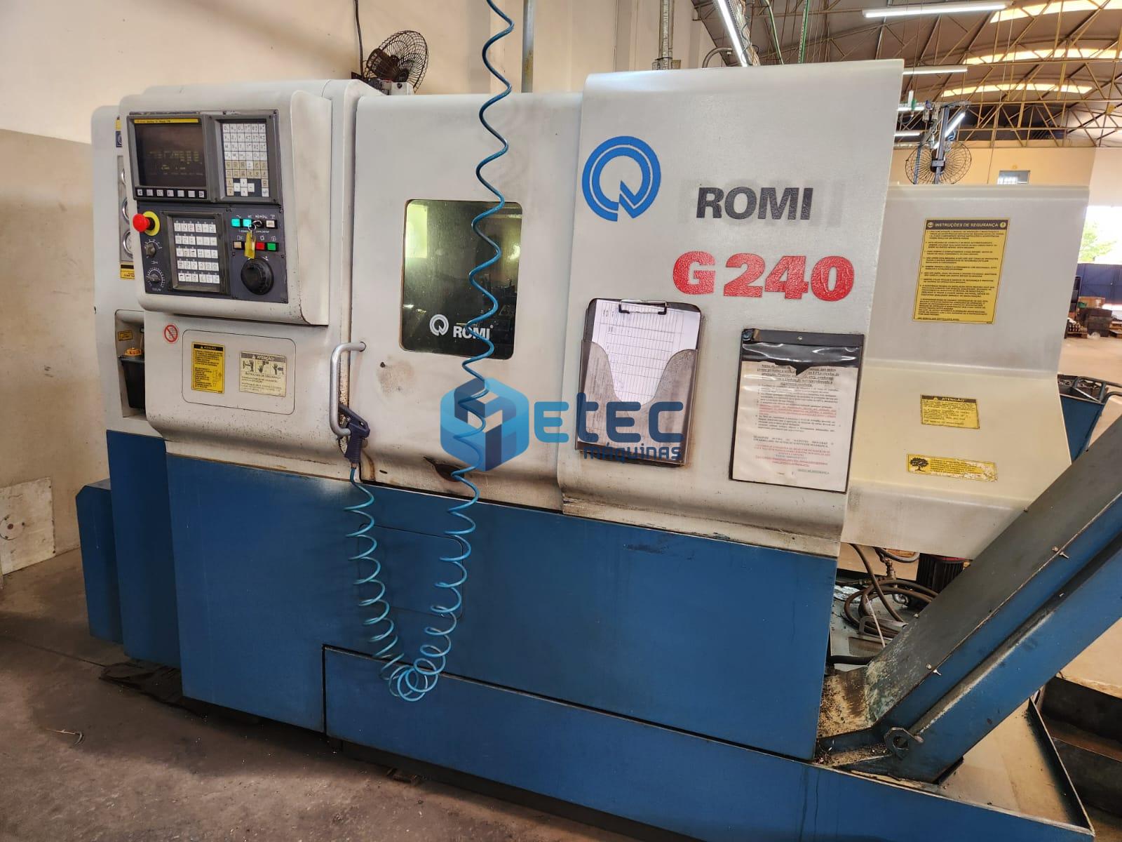 Centro de Torneamento Romi G240