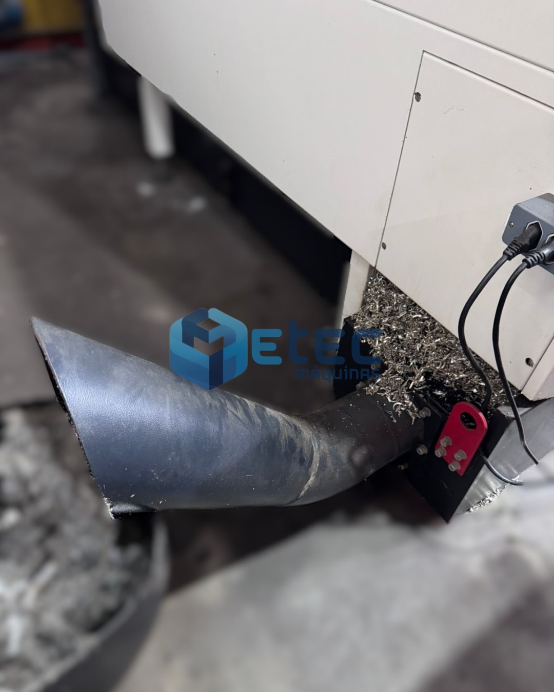 Centro de Usinagem Okada OKM1060