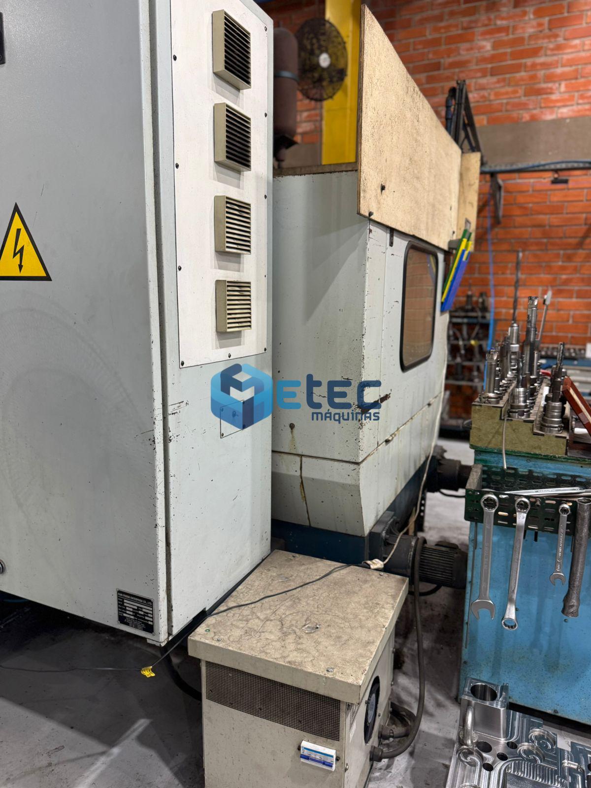 Fresadora CNC Portal Feeler FV-2212