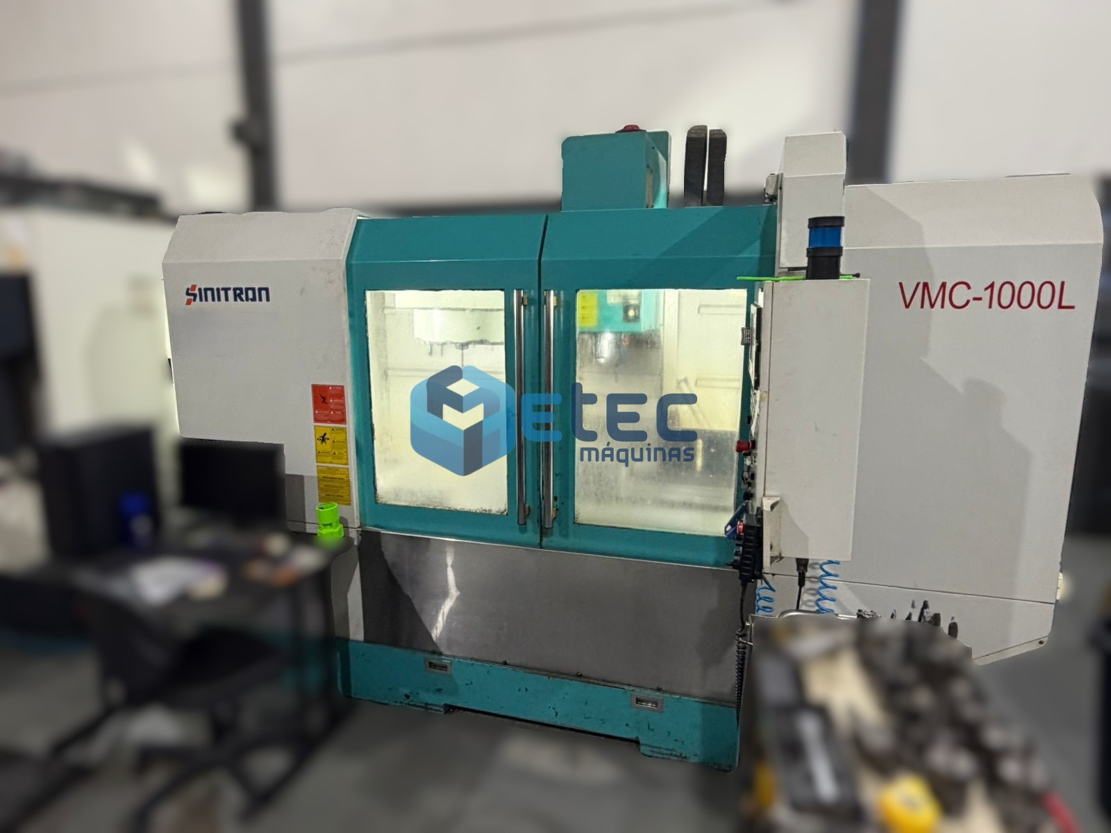 Centro de Usinagem Sinitron VMC-1000L