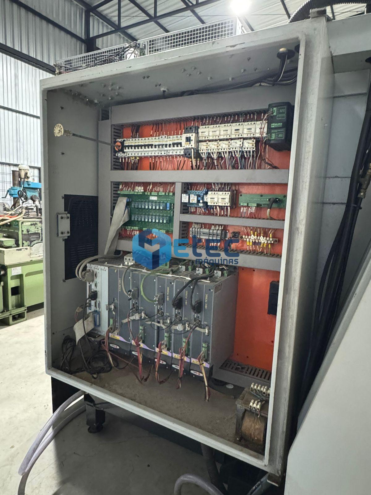 Centro de Usinagem Travis M1500