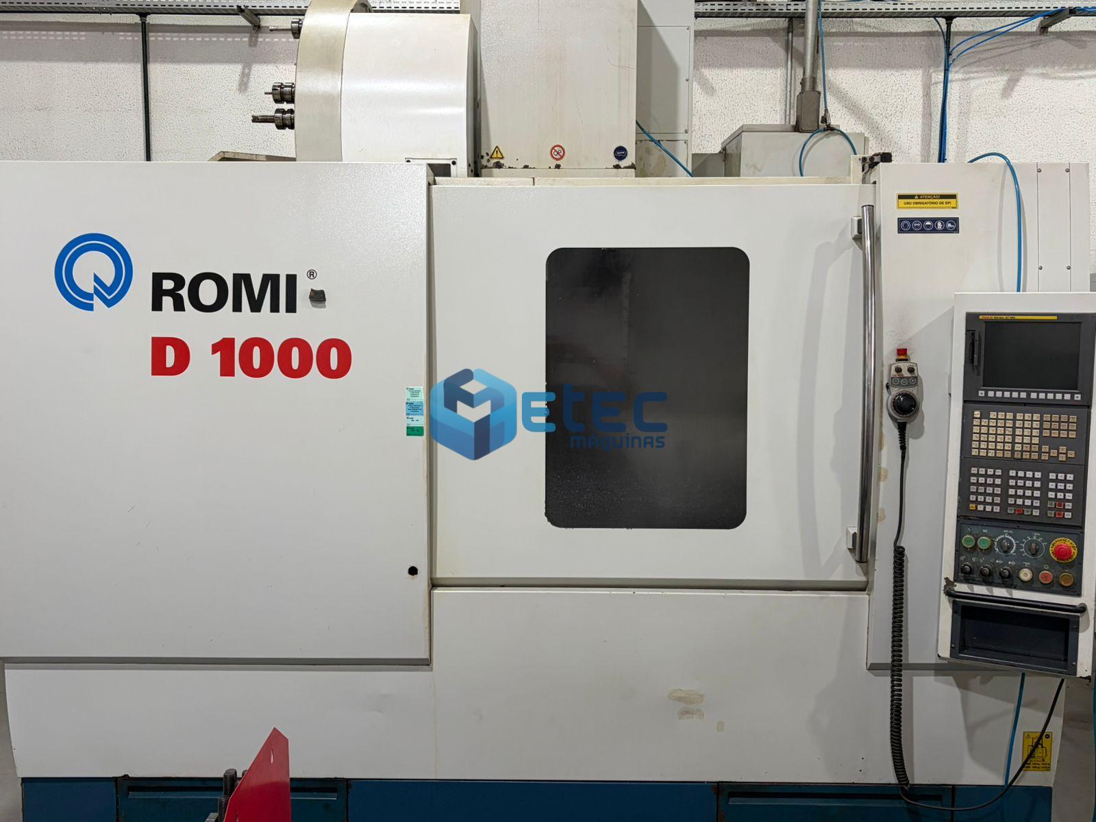 Centro de Usinagem ROMI D1000 com 4° Eixo