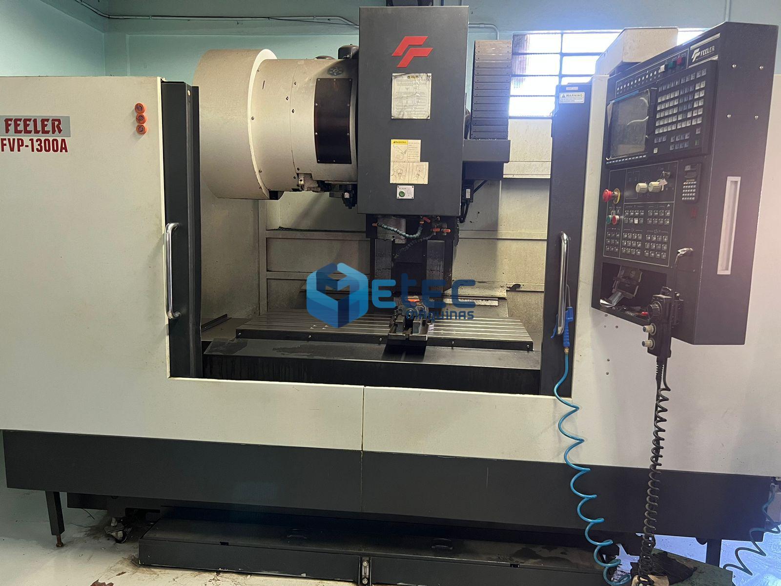 Centro de Usinagem Feeler FVP1300A