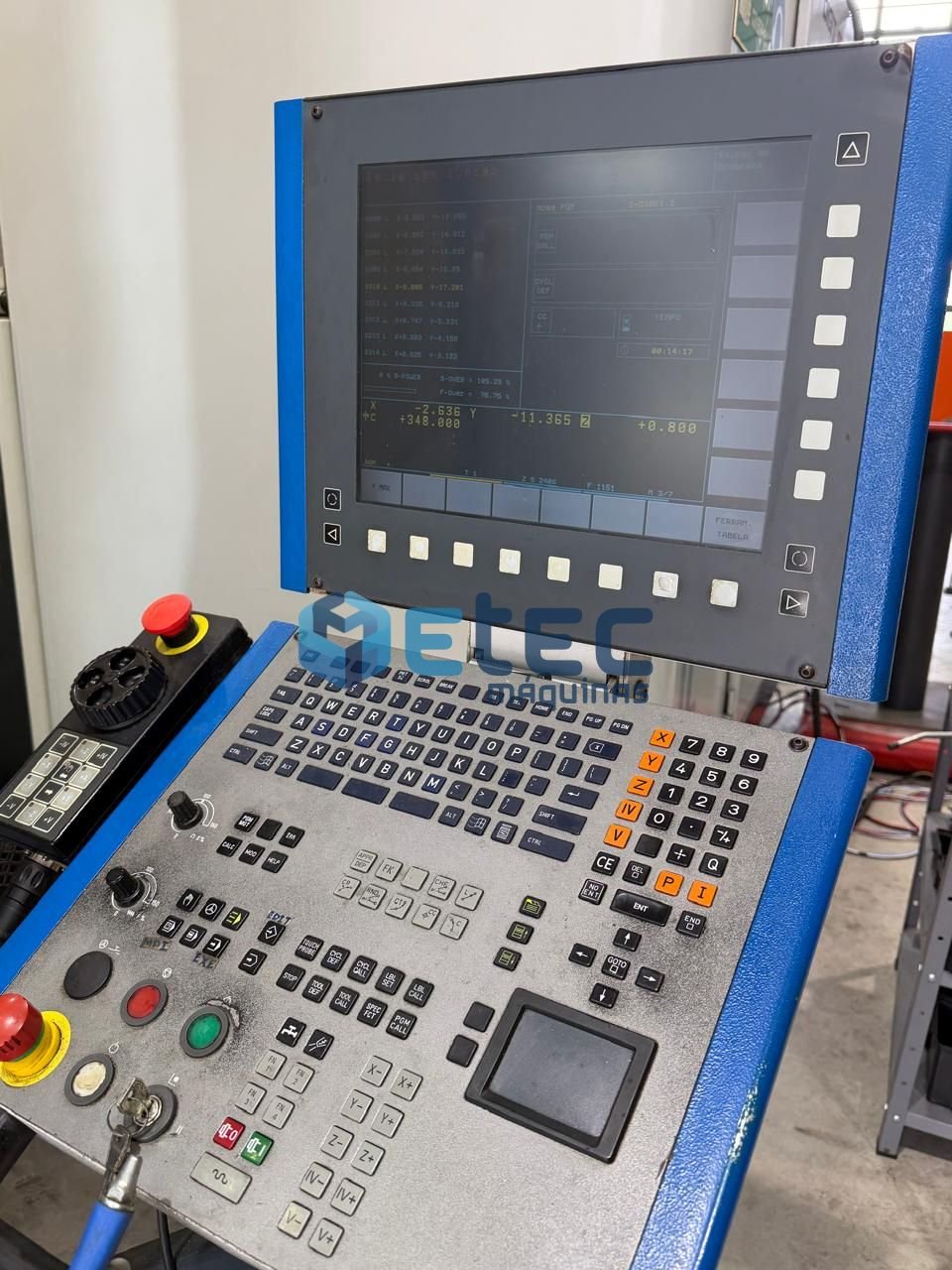 Centro de Usinagem Vertical High Speed Mikron VCP 800