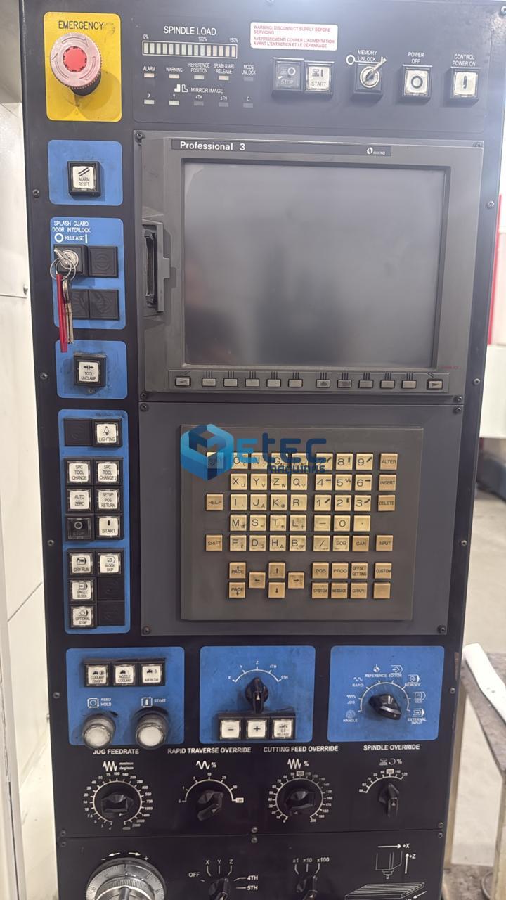 Centro de Usinagem Vertical Makino S56