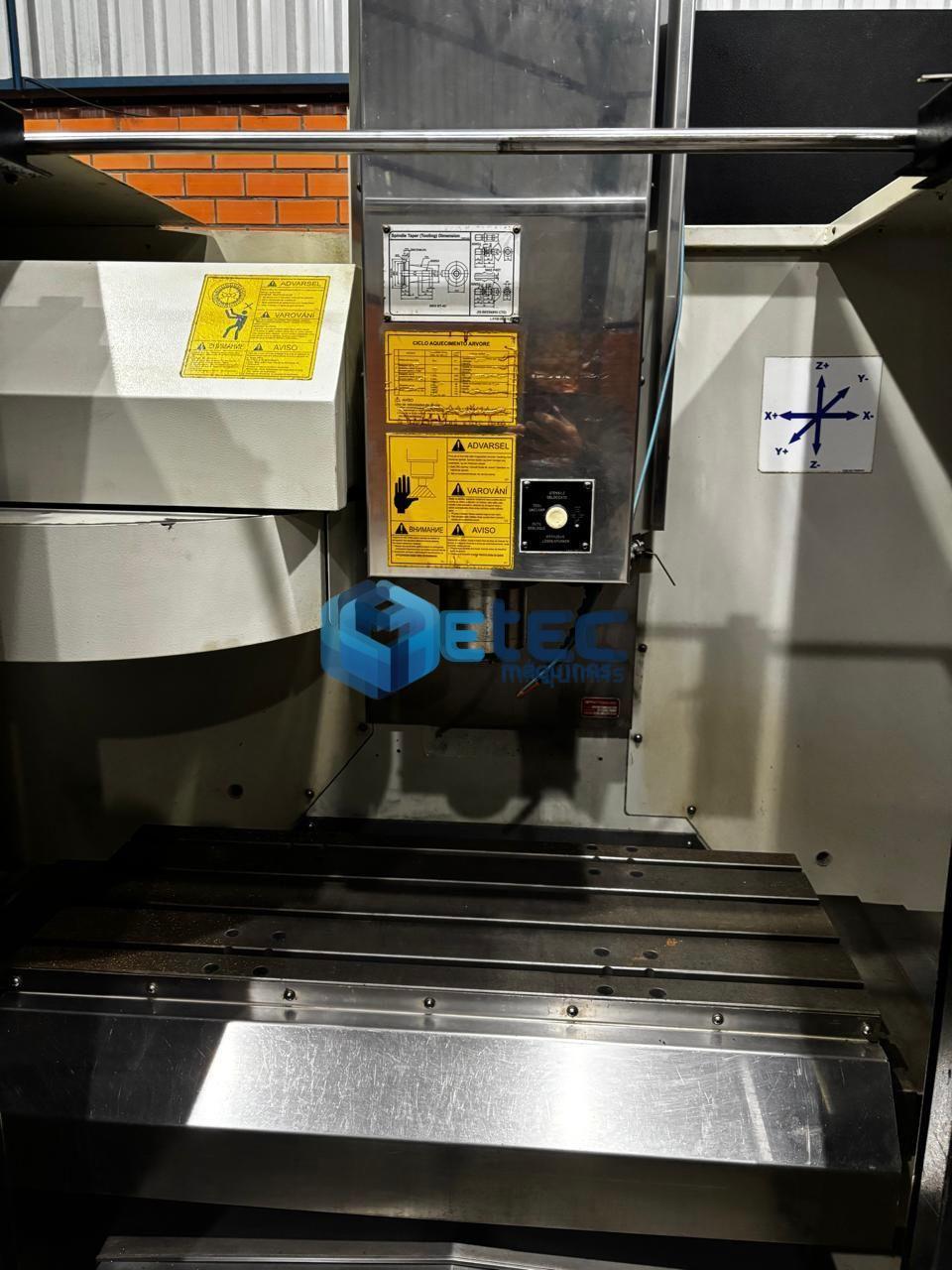 Centro de Usinagem Veker MV-760 ECO