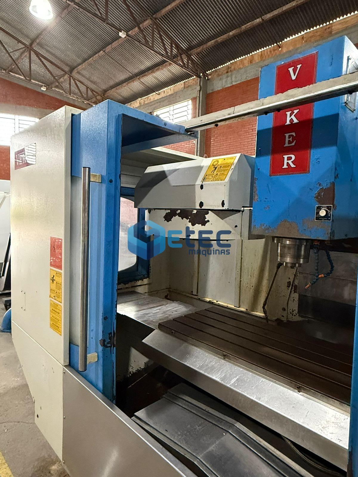 Centro de Usinagem Veker MVK-1000C