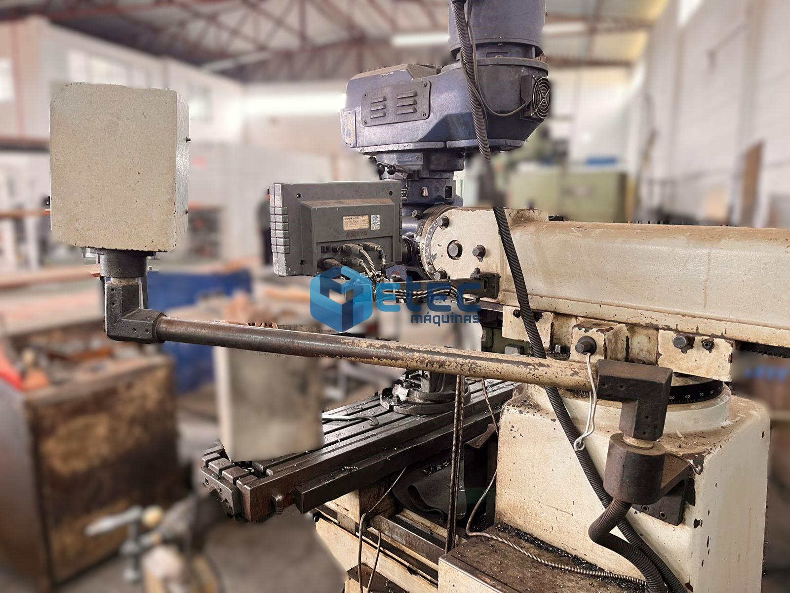 Fresadora Ferramenteira Clever 4EVS