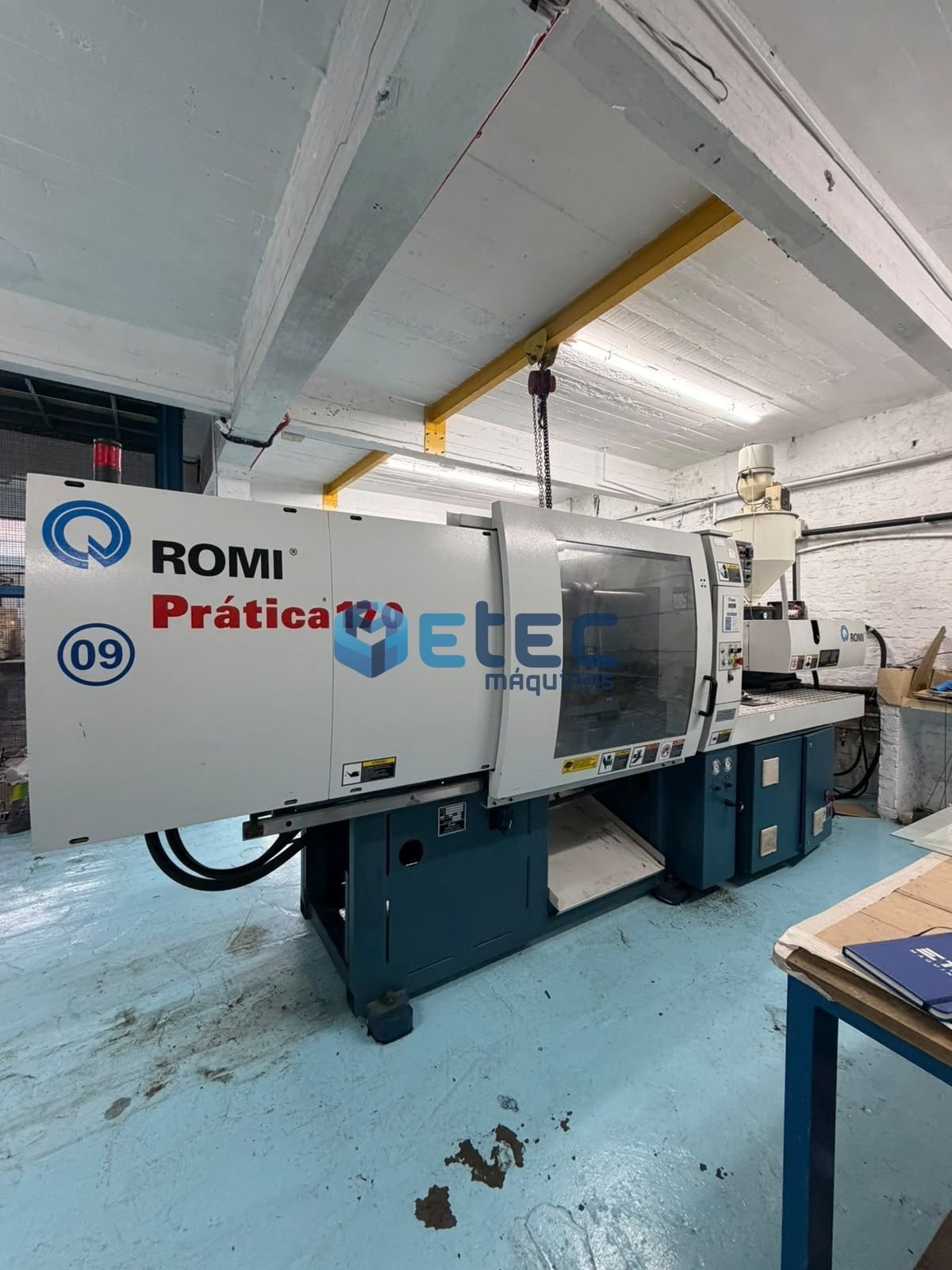 Injetora de Plástico Romi 170Ton