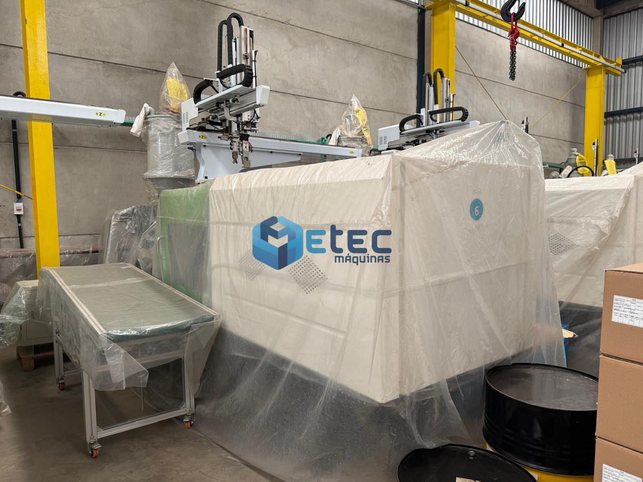 Injetora de Plástico WELLTEC 160Se II - com Robô