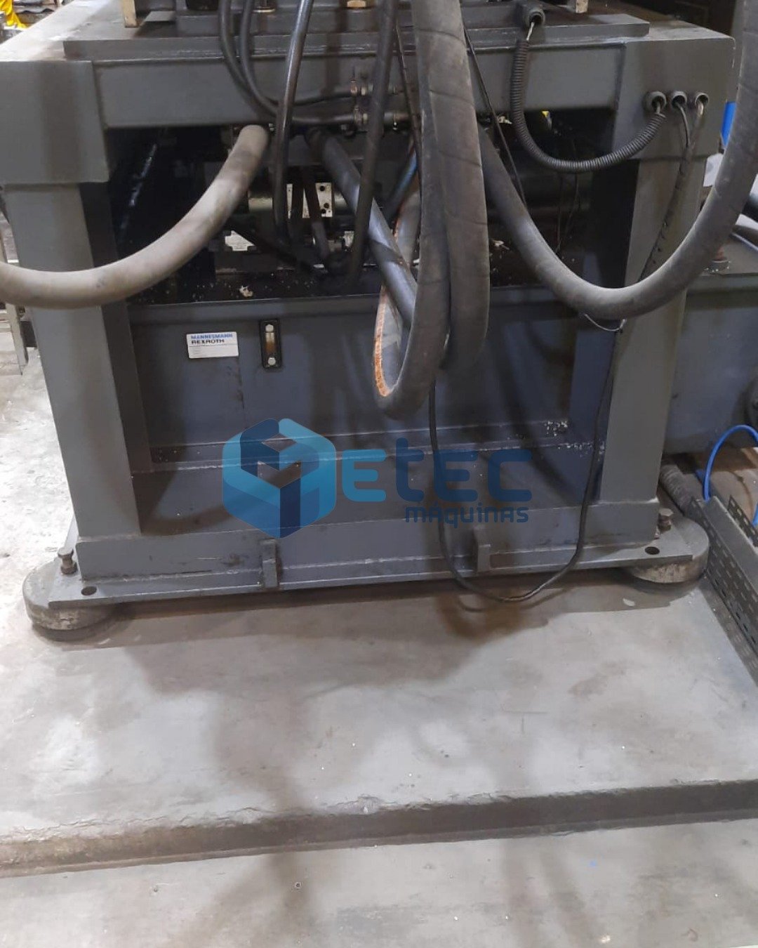 Injetora Sandretto 3170 / 485ton
