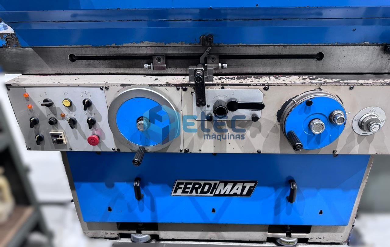 Retífica Cilíndrica Ferdimat UA-71