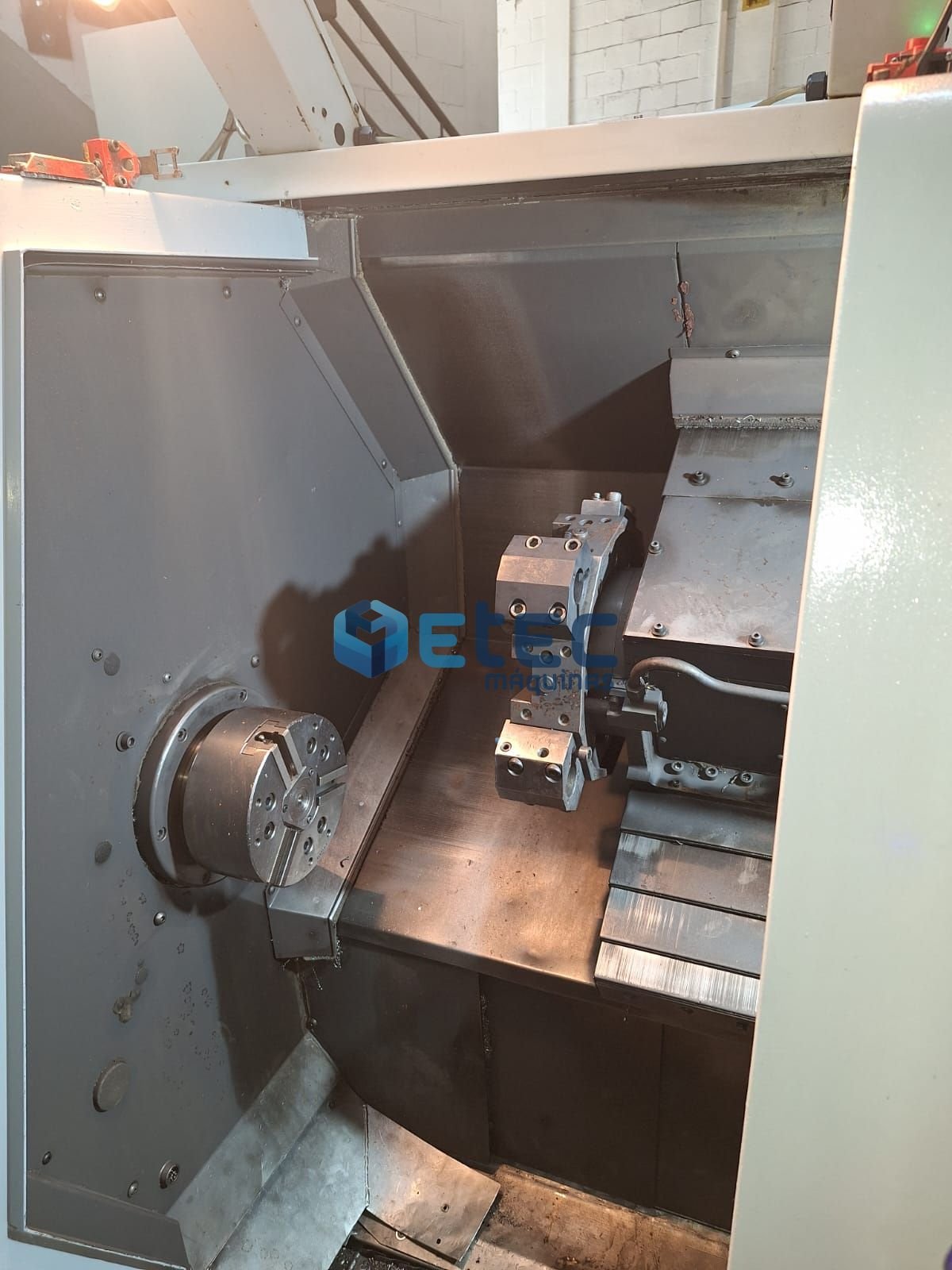 Torno CNC HAAS SL-20T