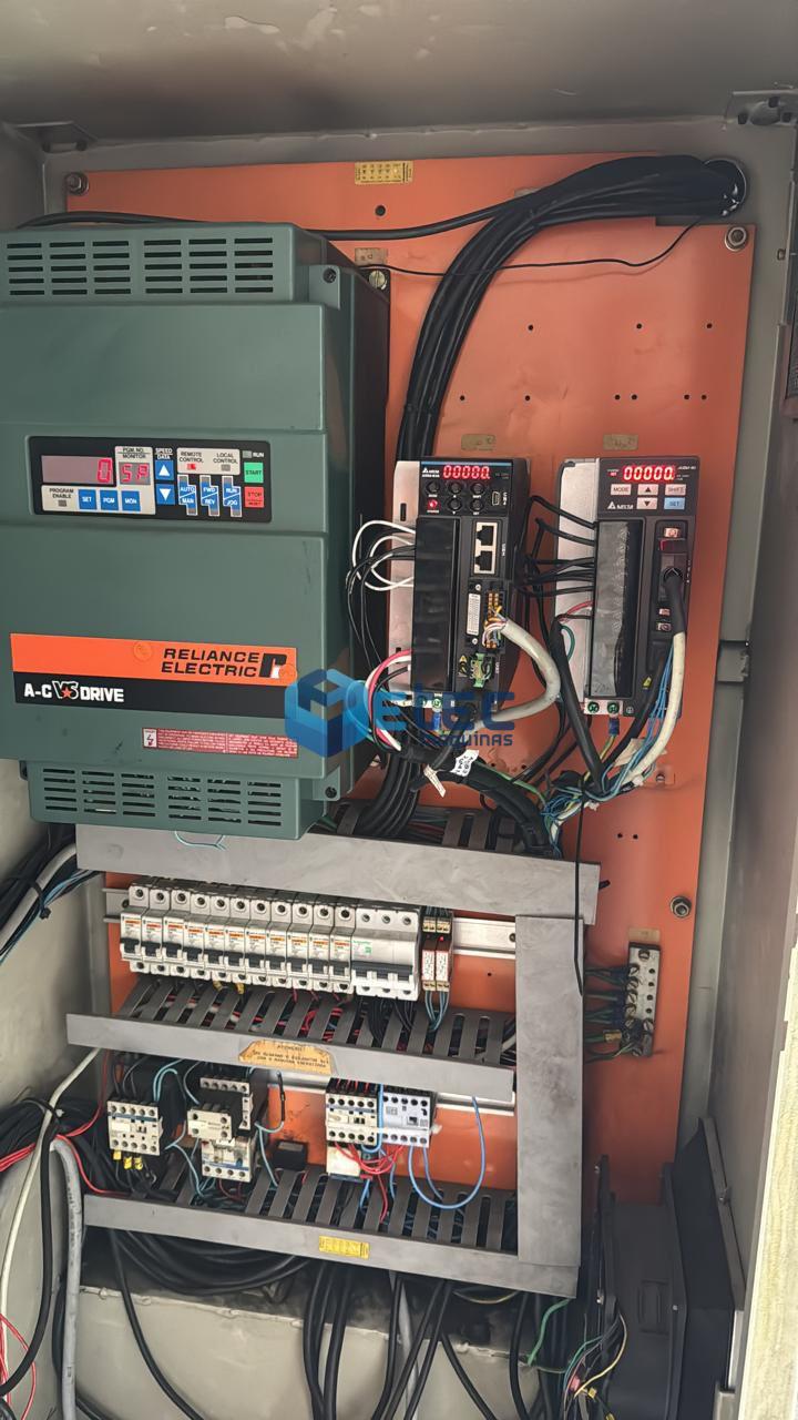 Torno CNC Romi Centur 30RV