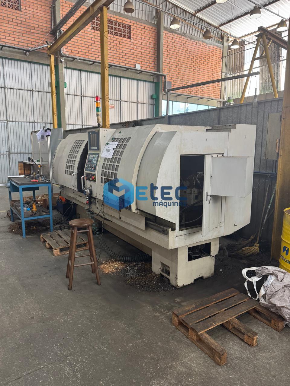 Torno CNC Travis TR-2