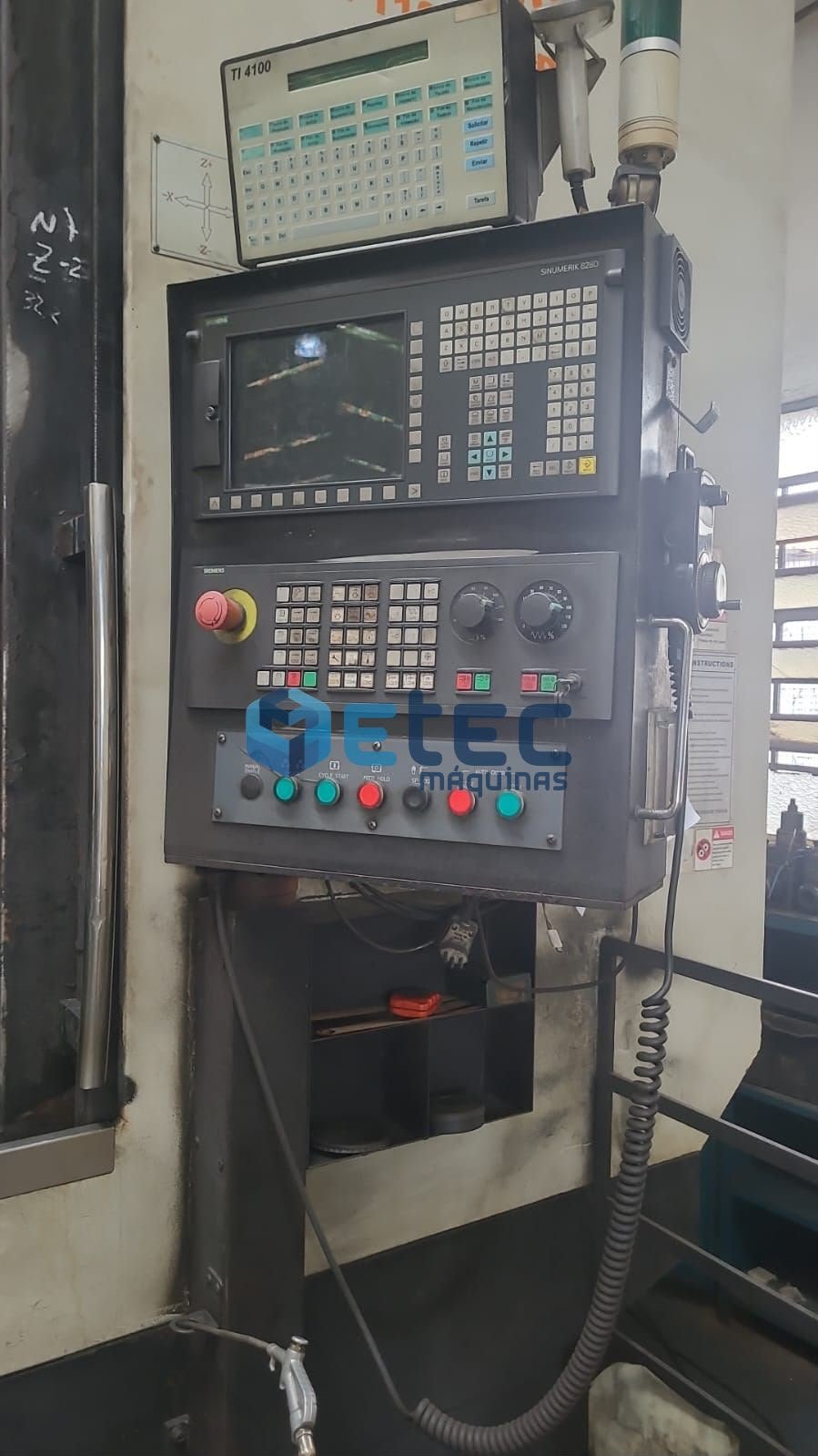 Torno CNC Vertical Yushine VL-1100HR+P + Ferramentas Acionadas