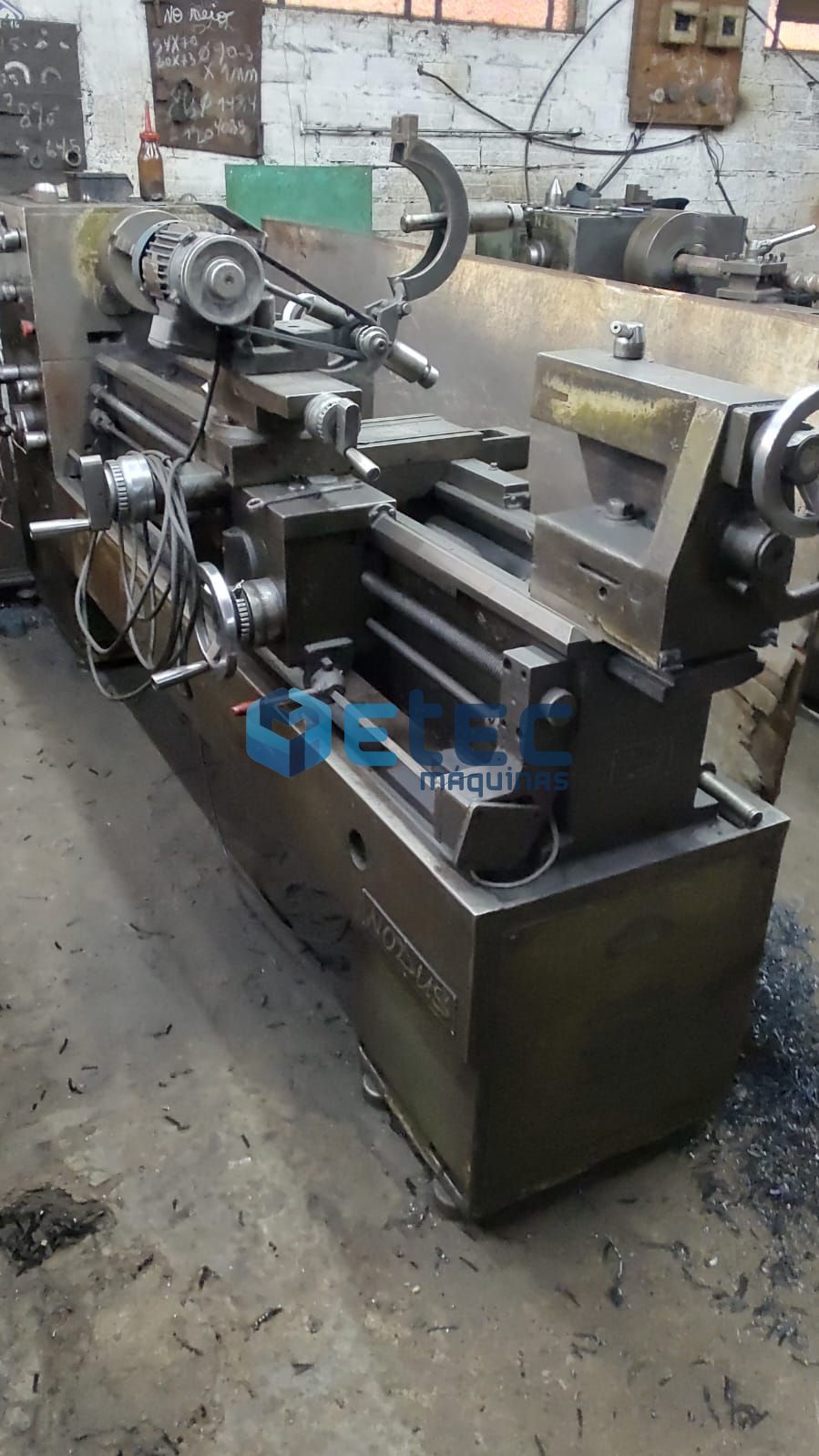 Torno Convencional Nardini ND 250