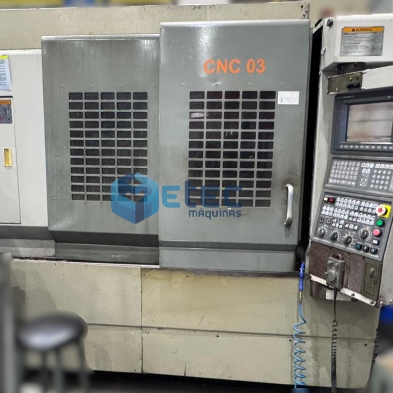 Centro de Usinagem Okuma CS-41