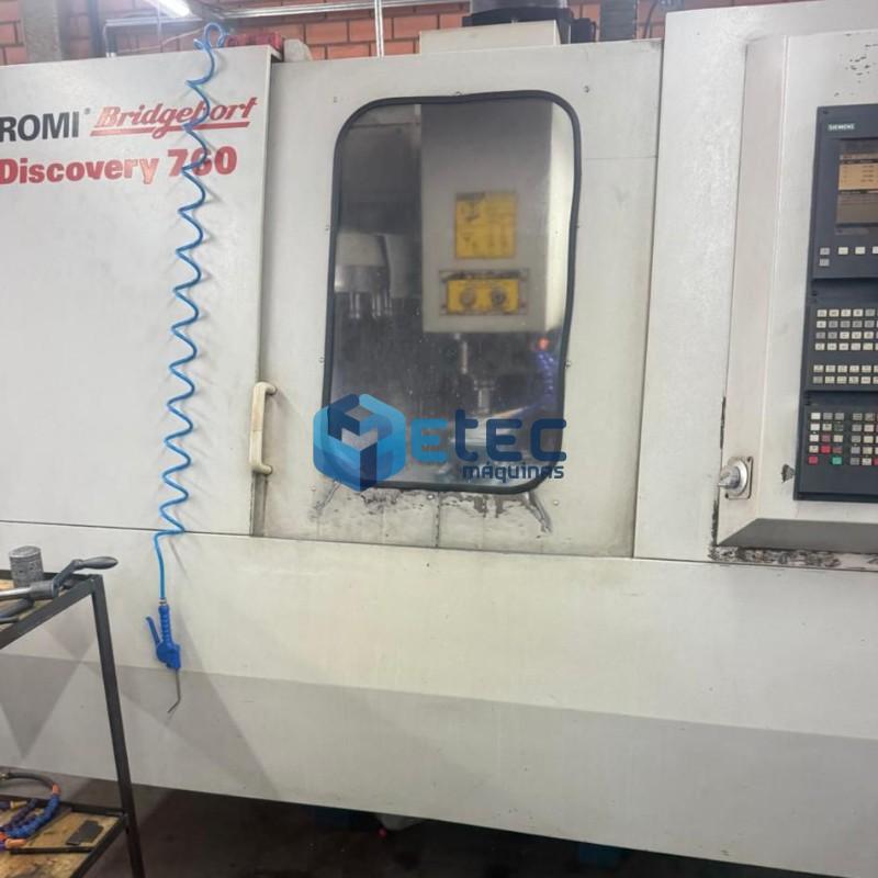 Centro de Usinagem Vertical Romi Discovery 760