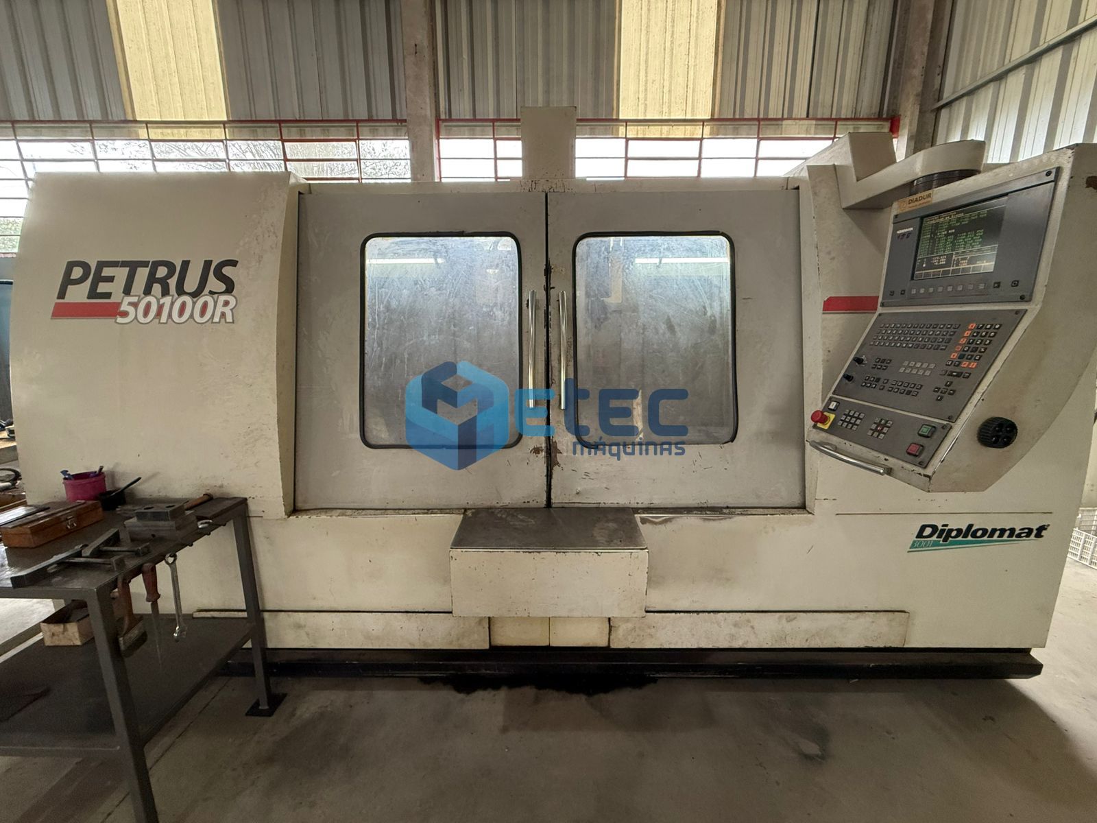 Fresadora CNC Diplomat Petrus 50100R