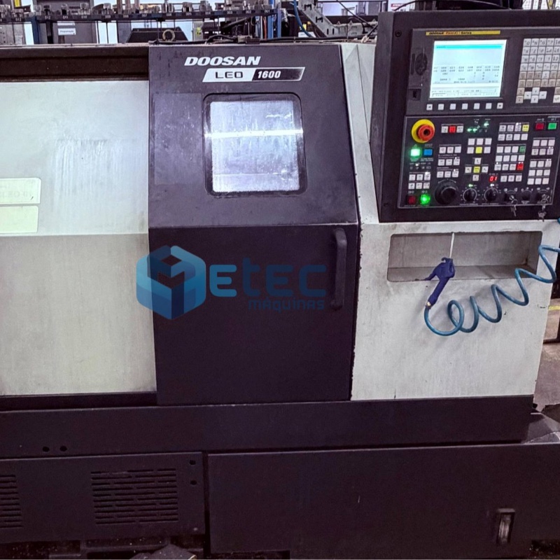 Torno CNC Doosan LEO 1600