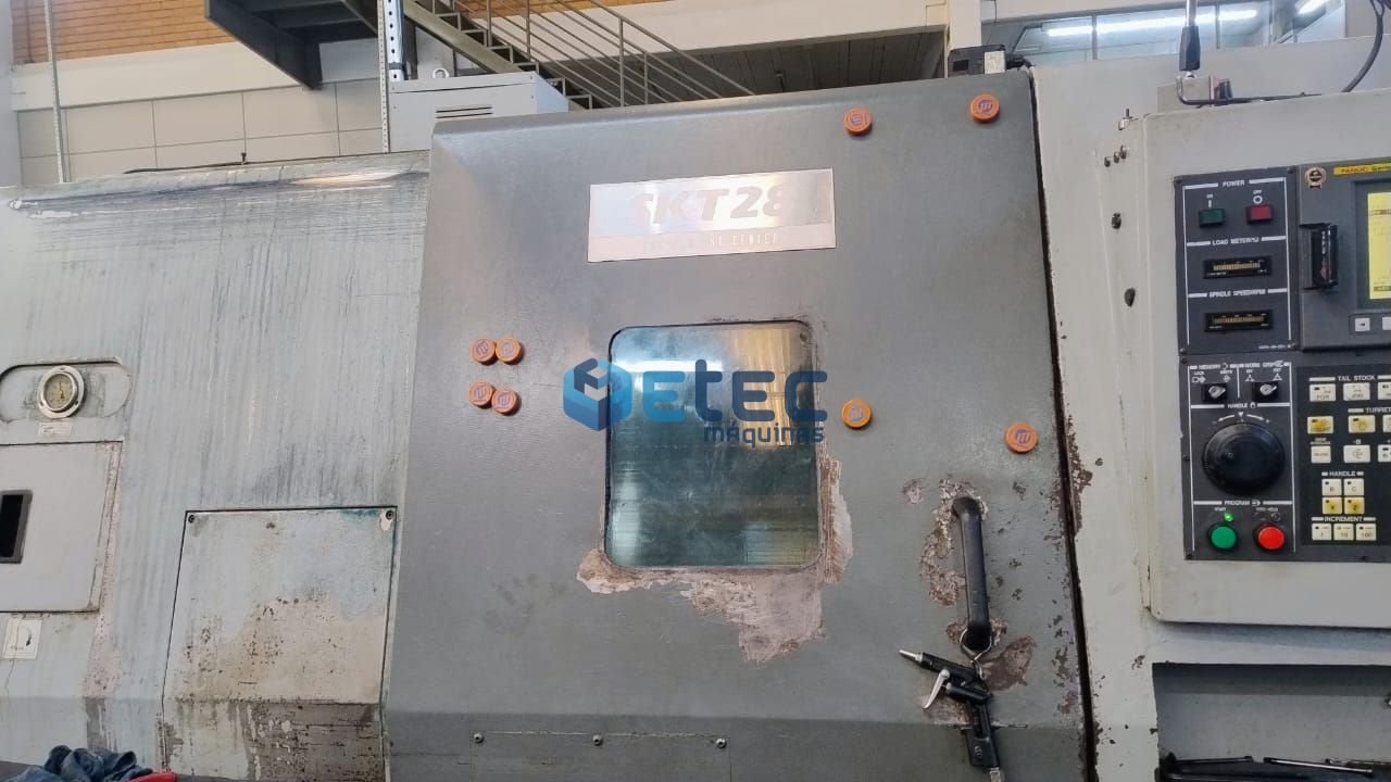 Torno CNC Hyundai SKT 28